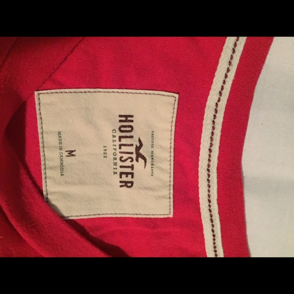 Red long sleeve Holliser - Picture 2 of 4